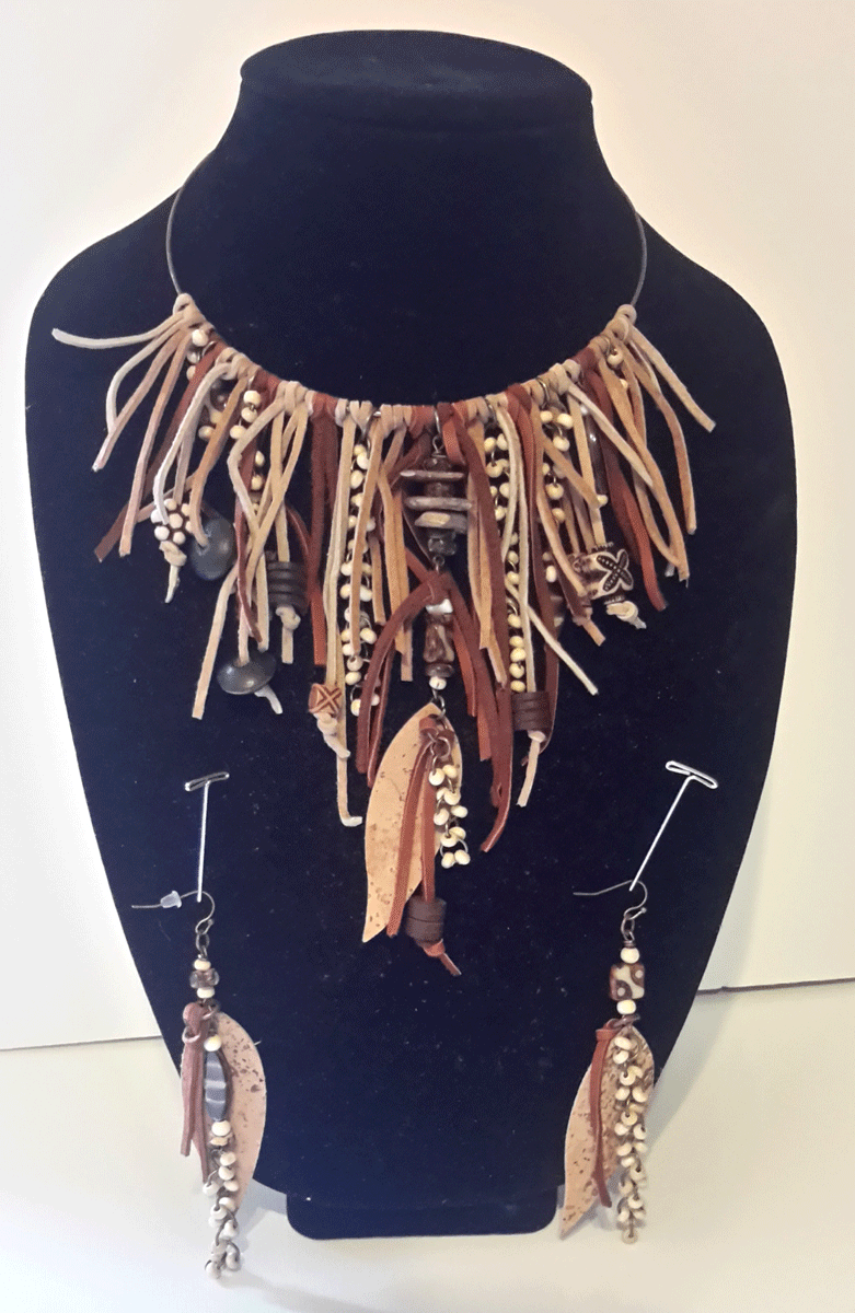 leather-&-beads-neck-&-ears